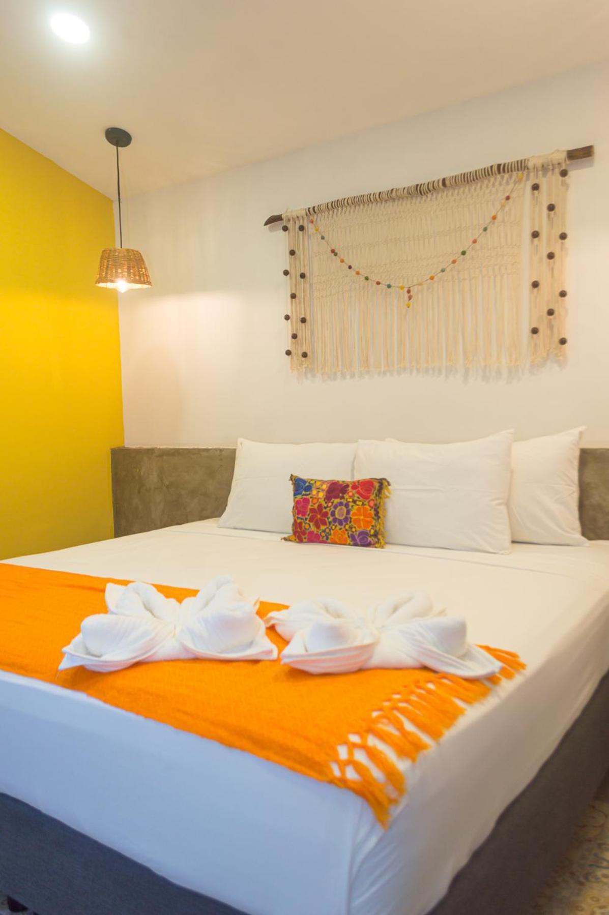 Hotel Boutique Casa Xaan Вальядолид Экстерьер фото