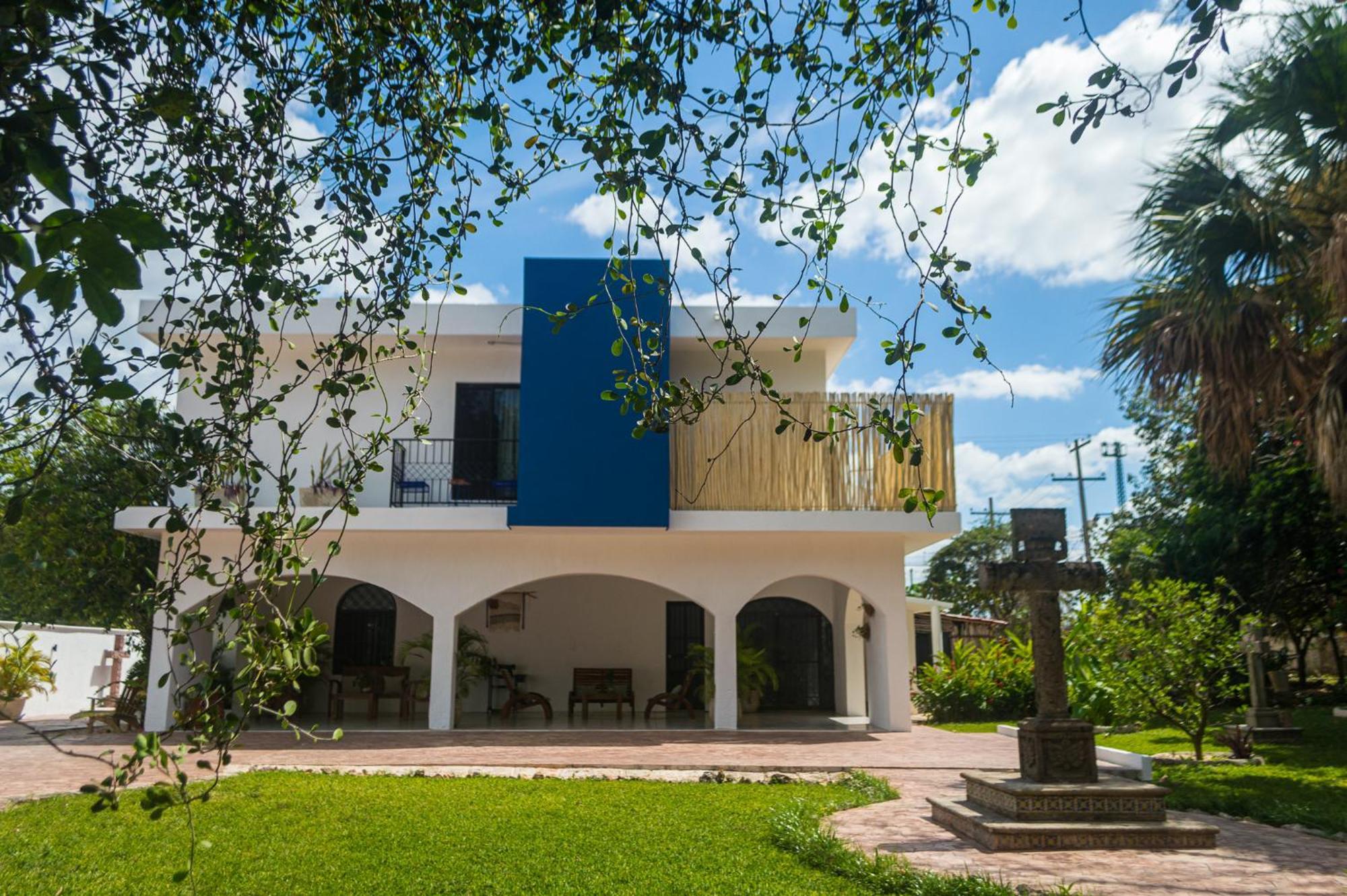 Hotel Boutique Casa Xaan Вальядолид Экстерьер фото