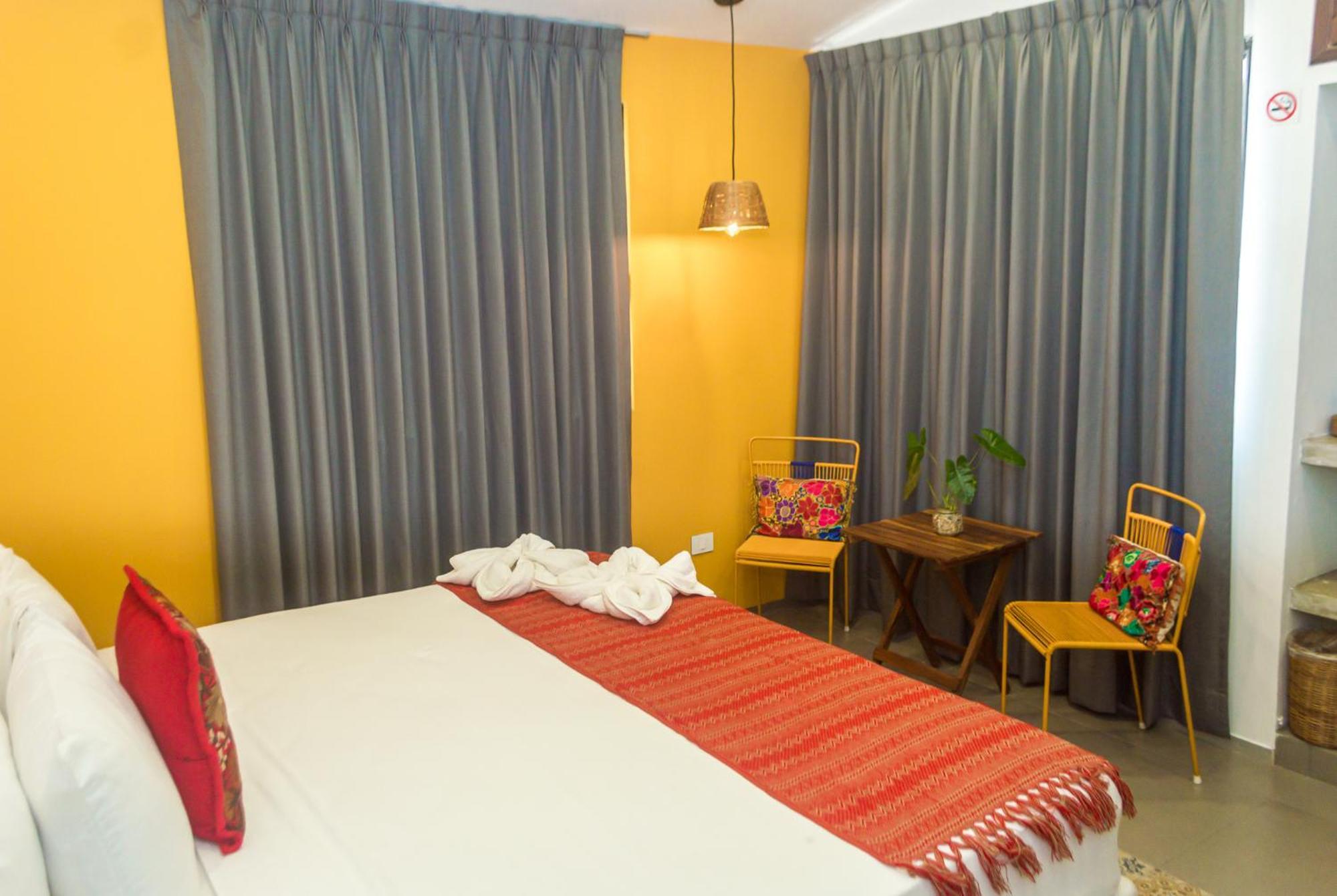 Hotel Boutique Casa Xaan Вальядолид Экстерьер фото