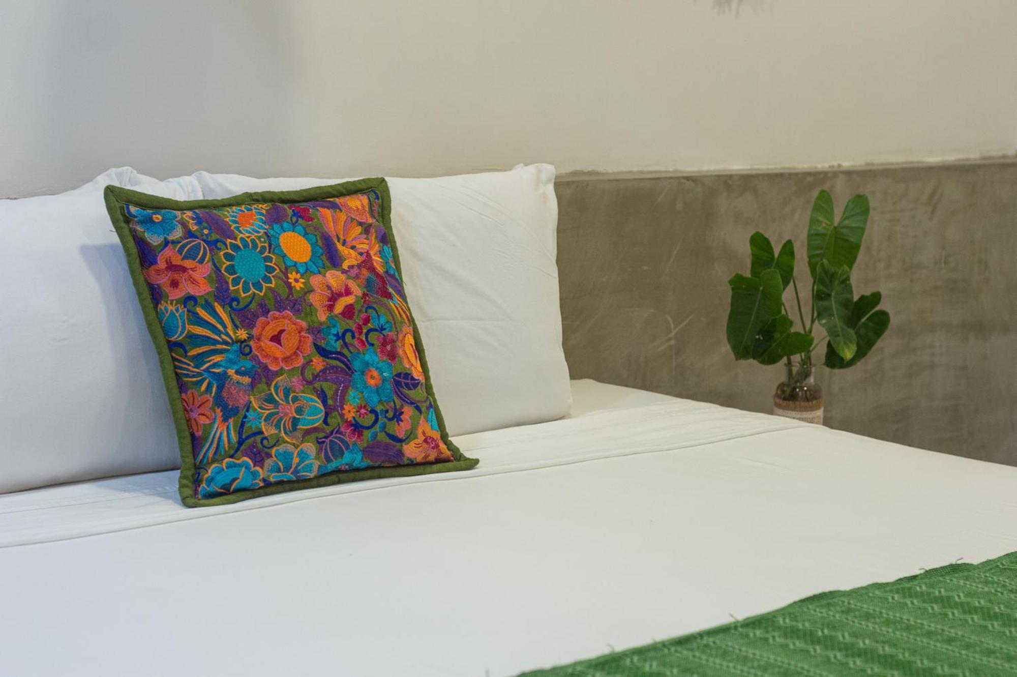 Hotel Boutique Casa Xaan Вальядолид Экстерьер фото