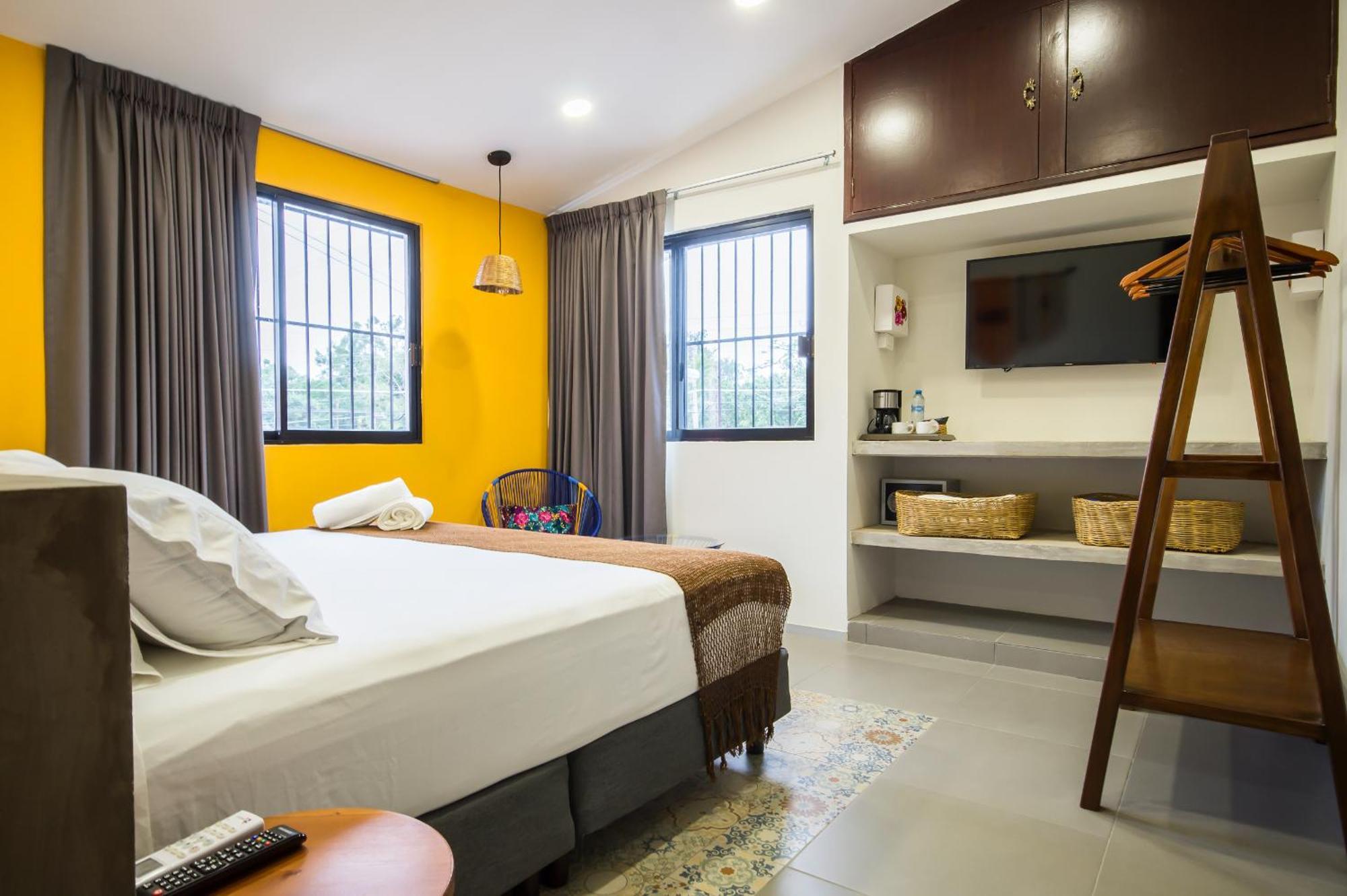 Hotel Boutique Casa Xaan Вальядолид Экстерьер фото
