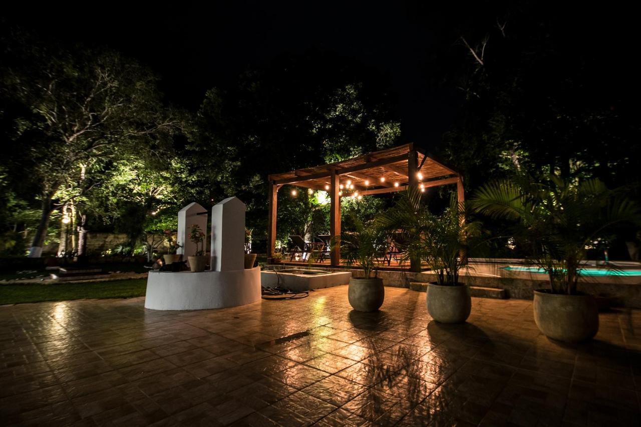 Hotel Boutique Casa Xaan Вальядолид Экстерьер фото
